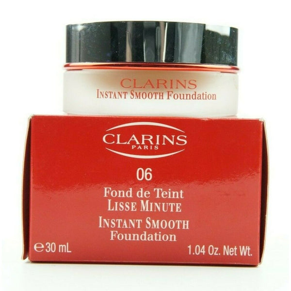 Clarins Instant Smooth Foundation Shade 06 Bronze 30ml